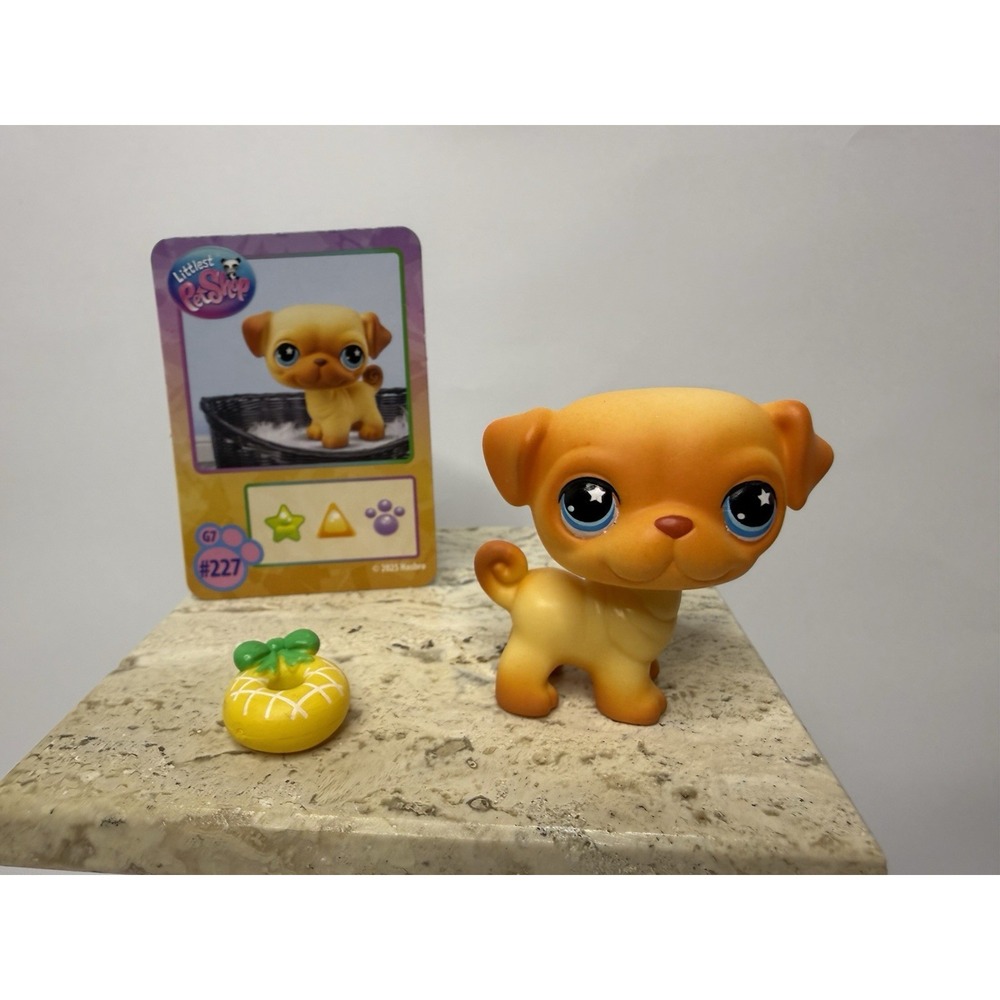 Littlest Pet Shop G7 #227 PUG Series 4 2025 Includes Accessory + Card